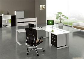 上海辦公家具設(shè)計——時尚辦公桌椅