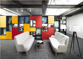 上海辦公家具廠家：碧江辦公家具打造健康環(huán)保前臺洽談區(qū)