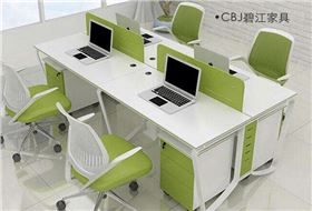 屏風辦公桌使用材料