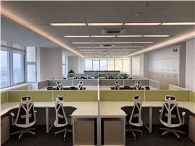 辦公桌屏風(fēng)隔斷廠家