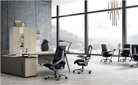 現(xiàn)代簡(jiǎn)約辦公椅