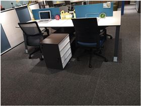 公司四人辦公桌