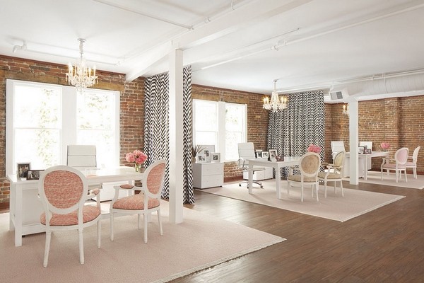 上海辦公家具廠家&mdash;&mdash;碧江辦公家具為蔚藍(lán)海岸打造的化妝區(qū)：水晶燈