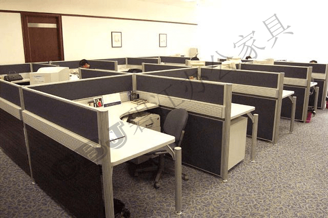 板式辦公家具優缺點