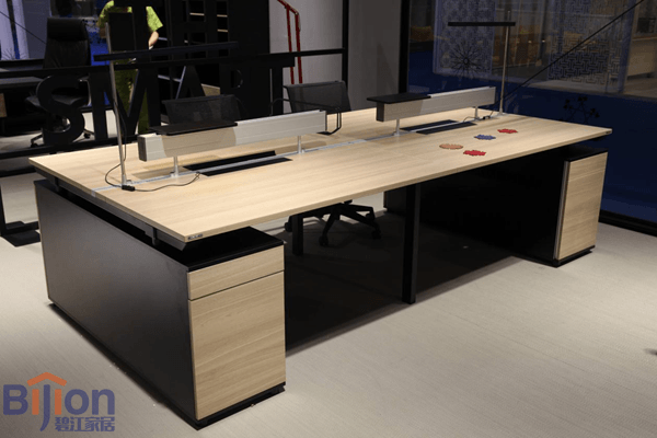 現(xiàn)代辦公家具