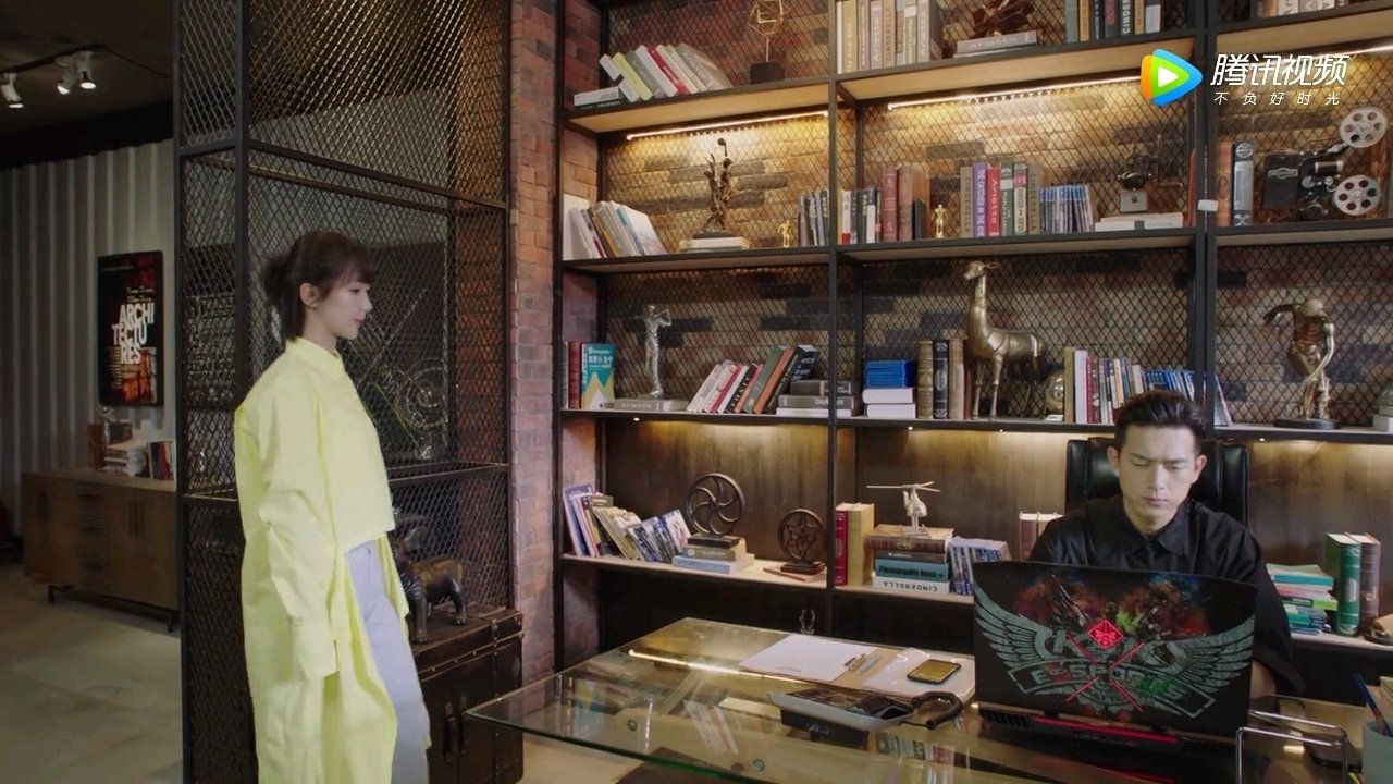 《親愛的,熱愛的》同款辦公家具 《親愛的,熱愛的》同款辦公家具