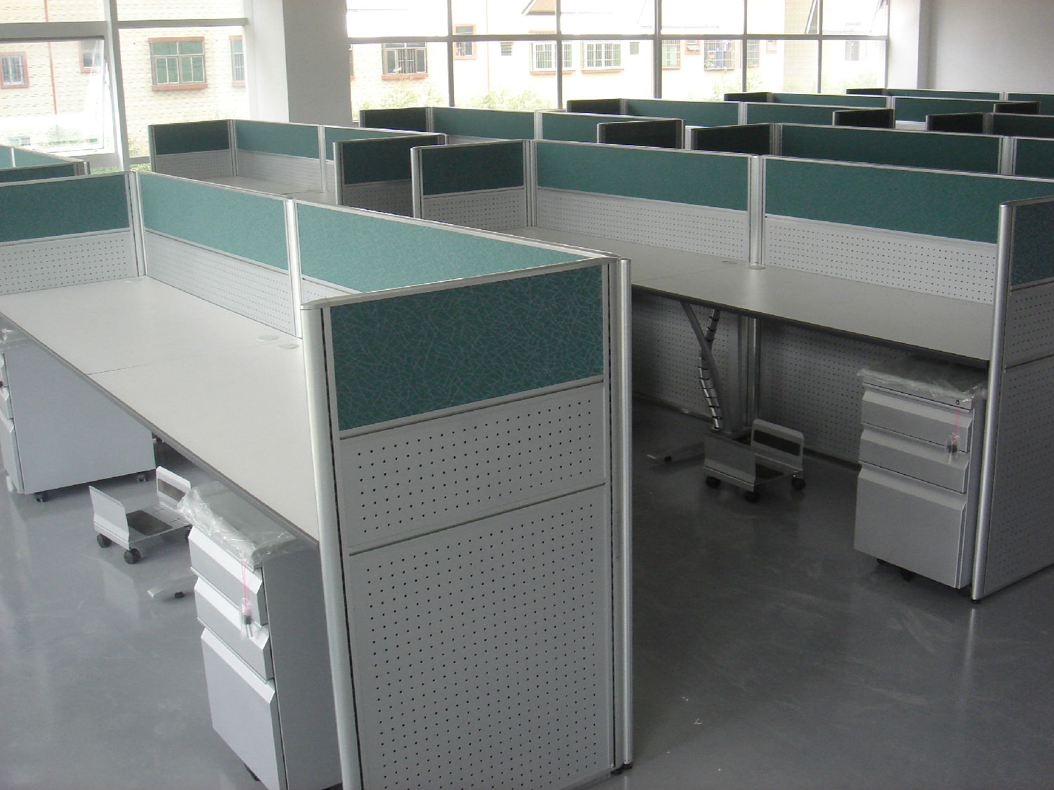 屏風辦公桌廠家