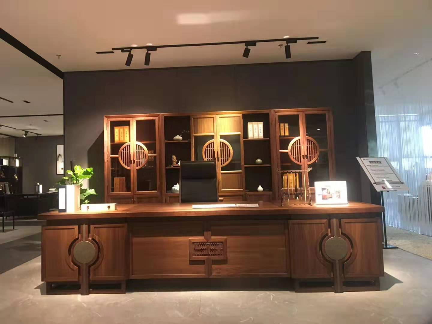 實木辦公桌定制 實木辦公桌定制