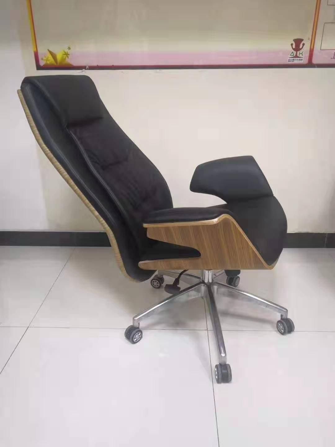 可以午睡的辦公椅